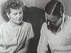 הילד השעיר חודר חברו החדש (שנות ה-50 בציר)